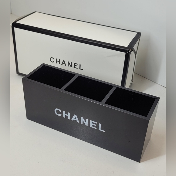 Beauty Chanel Makeup Black Acrylic Organizer - Picture 1 of 1